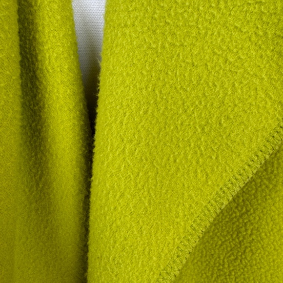 LE MODA Green Sleeveless Fleece Vest Sweater Pockets Classy / Size OSFA OSFM - Picture 4 of 11